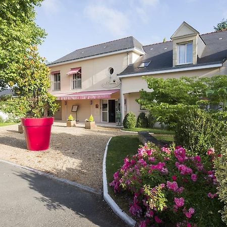 Logis Auberge Bienvenue Doué-la-Fontaine Dış mekan fotoğraf