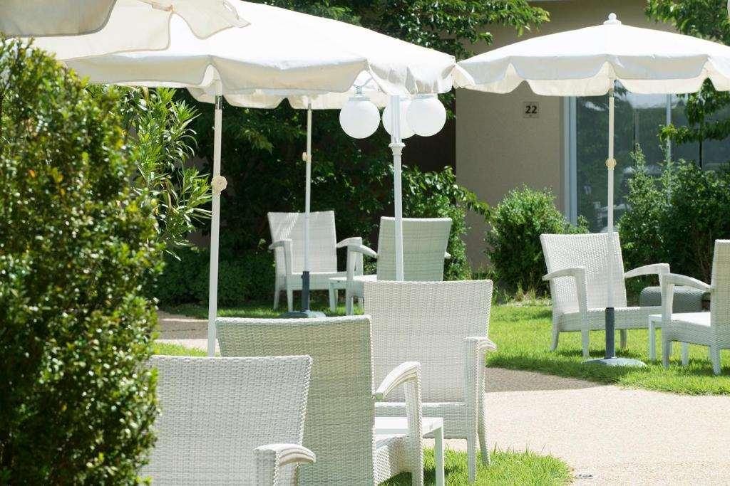 Logis Auberge Bienvenue Doué-la-Fontaine Restoran fotoğraf