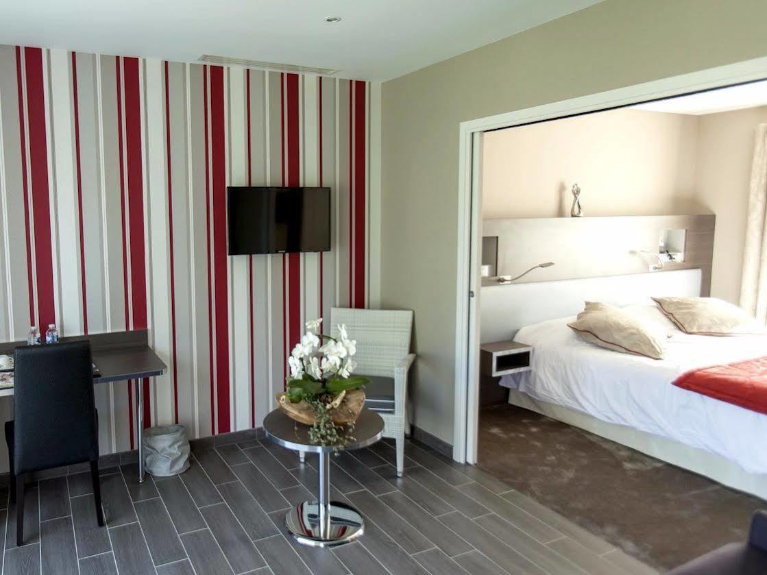 Logis Auberge Bienvenue Doué-la-Fontaine Dış mekan fotoğraf